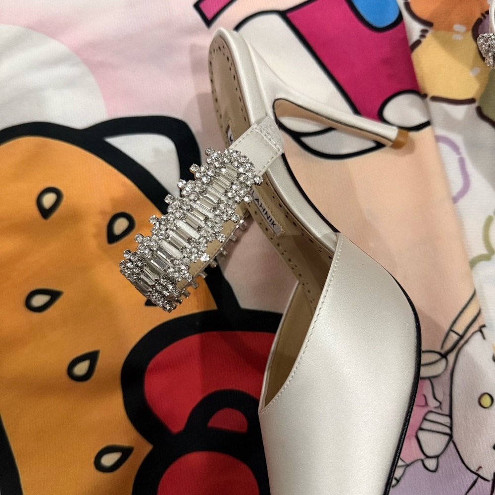 Manolo Blahnik Ivory Satin Pointed-Toe Slingbacks with Crystal Strap - Picture 3 of 8